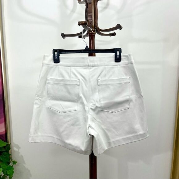 Spanx On-the-Go 6” Shorts with Ultimate Opacity Technology Shorts in White M - Picture 9 of 11